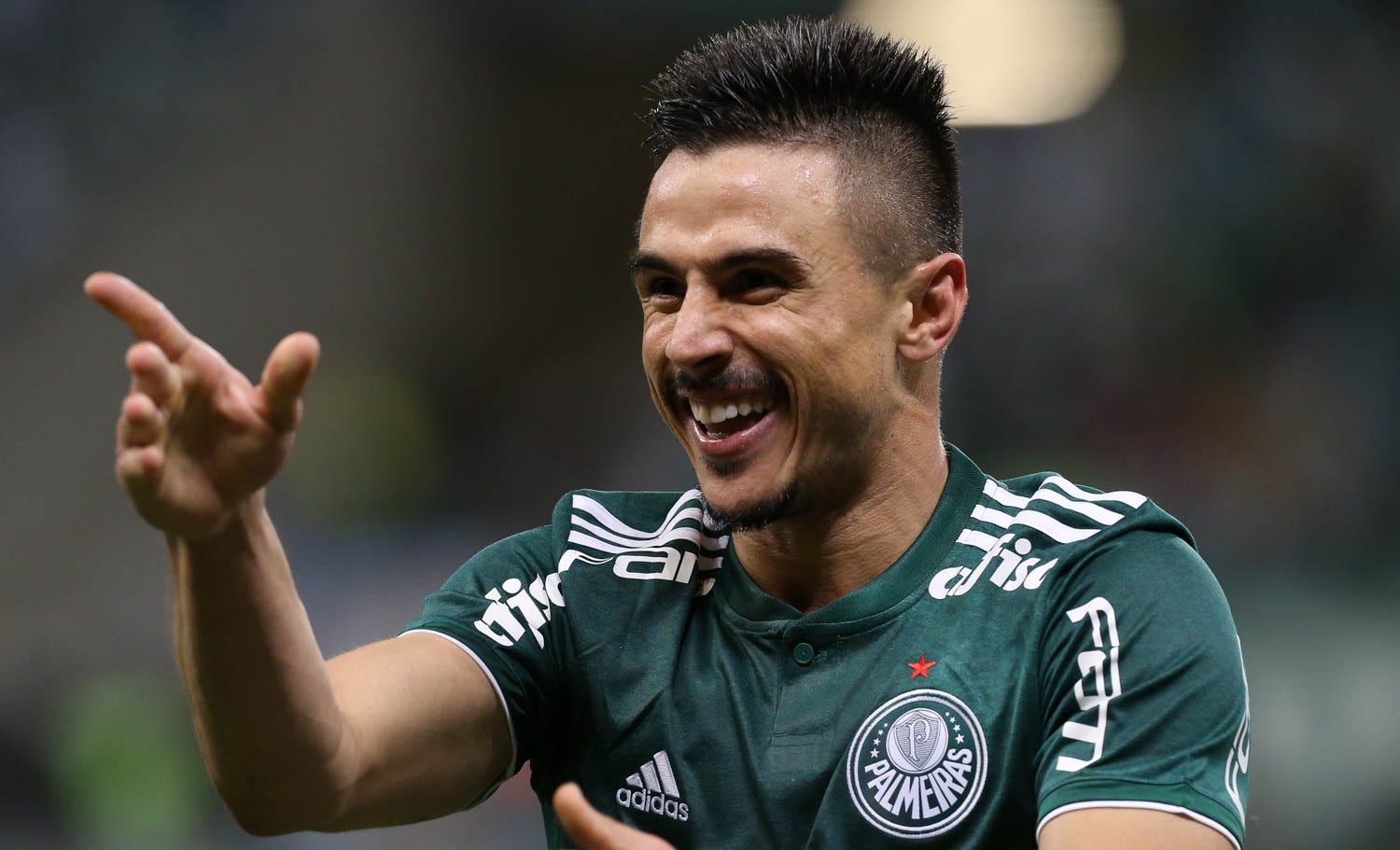 Justiça não perde tempo e bloqueia contas de Willian Bigode