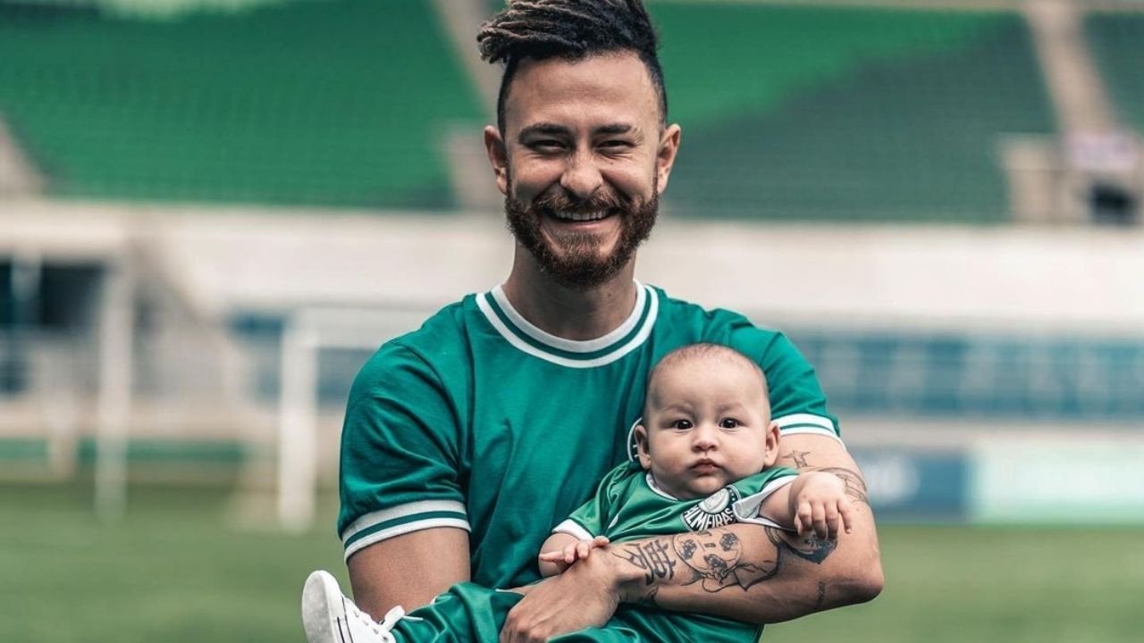 Fred reage às conquistas do Palmeiras e fracassos do Flamengo após o BBB 23
