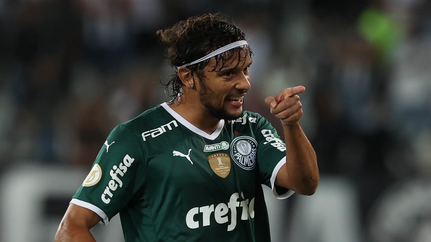 Palmeiras assina com "novo Scarpa".