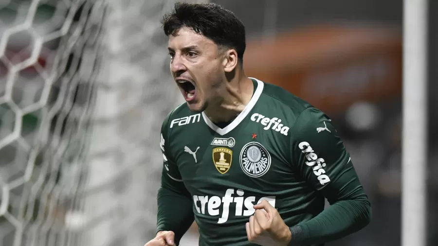 Piquerez foi convocado pelo Uruguai.