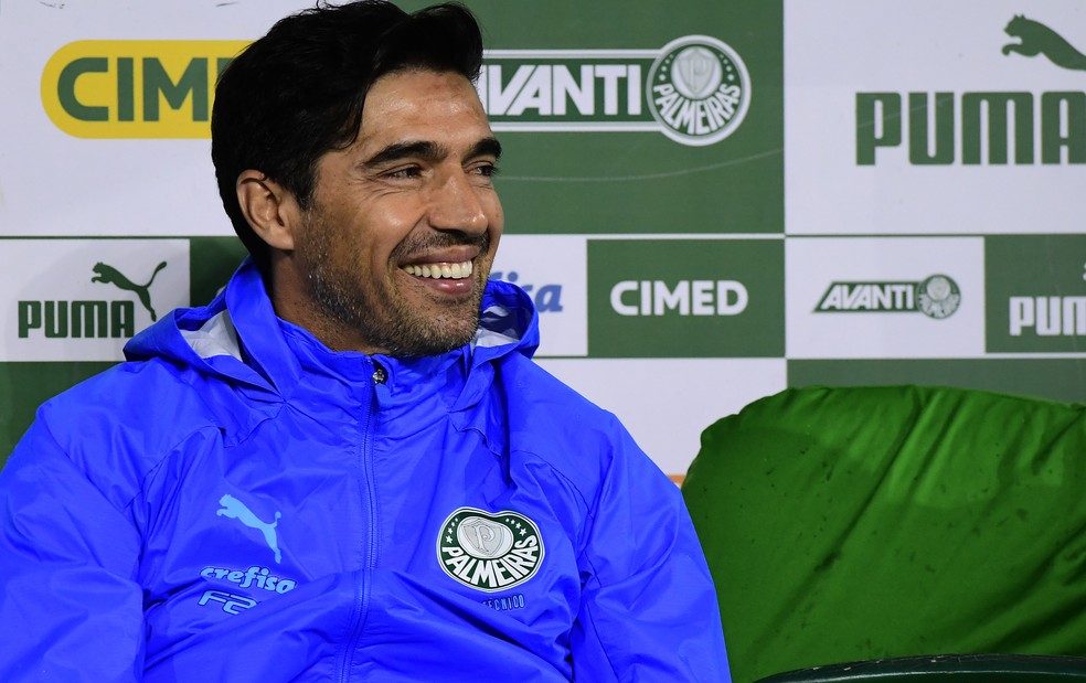 Abel Ferreira recebe excelente notícia para a final contra o Água Santa  