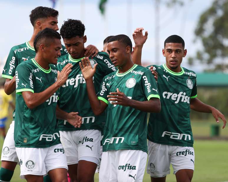 Palmeiras Sub-17 entra em campo pela Copa do Brasil da categoria.