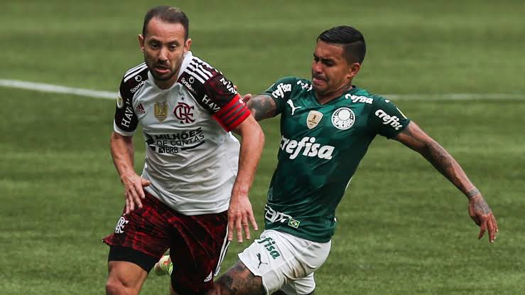 Flamengo acompanha o Palmeiras e passa vergonha na Libertadores