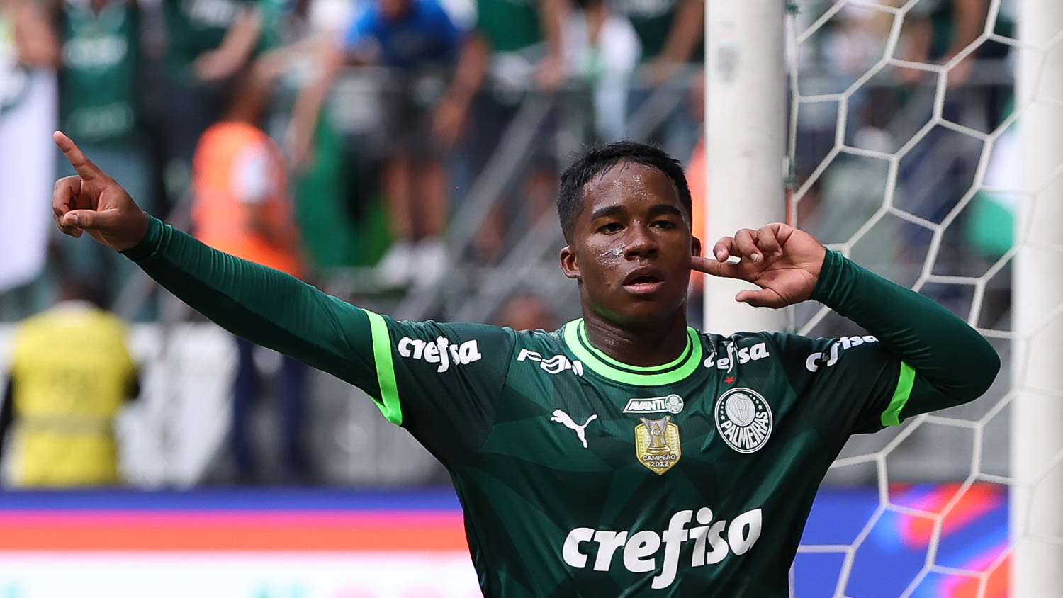 Endrick tem missão pela frente no Palmeiras.