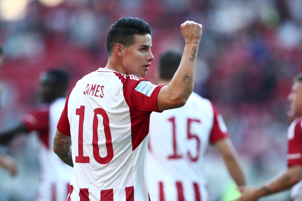 James Rodríguez ACEITA proposta e assina com novo time