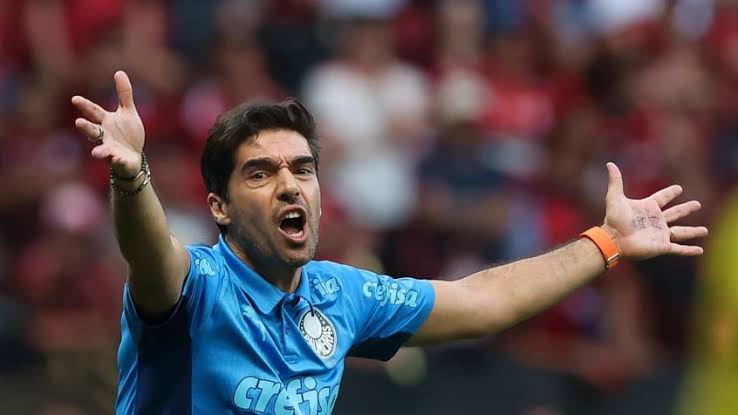 Nova regra pode atrapalhar a vida de Abel Ferreira no Palmeiras