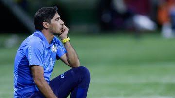 Abel surpreende todos e escala Palmeiras na estreia da Libertadores