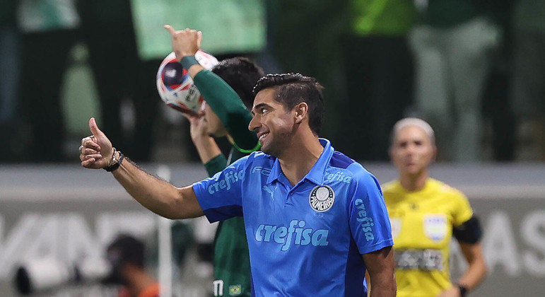 Palmeiras será superado pelo Flamengo, diz jornalista.