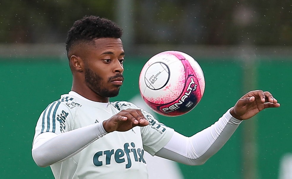 Michel Bastos comenta confusão em jogo entre Palmeiras x Peñarol