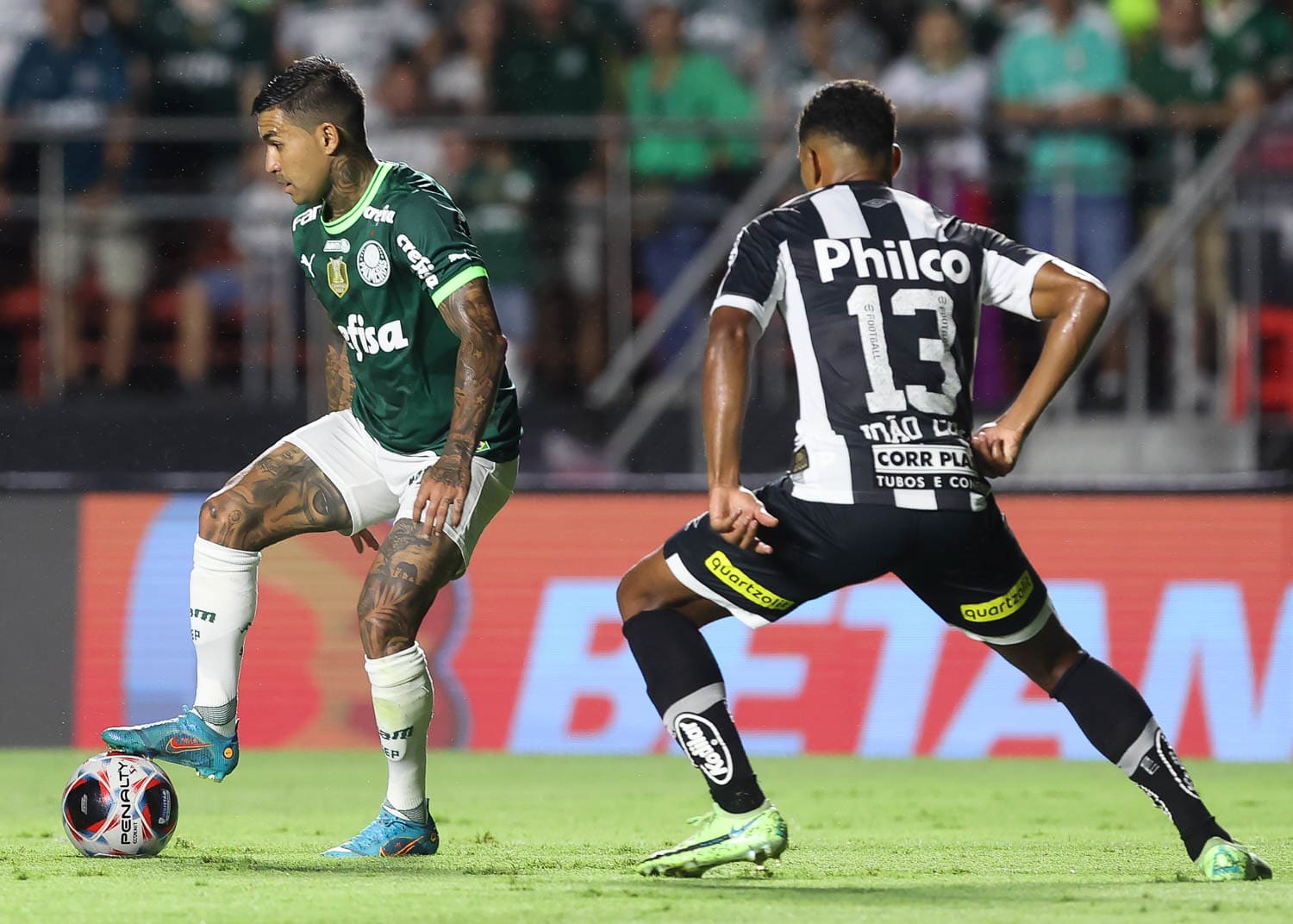 Santos busca zagueiro e ex-Palmeiras pode ser opção 6 Santos busca zagueiro e ex-Palmeiras pode ser opção