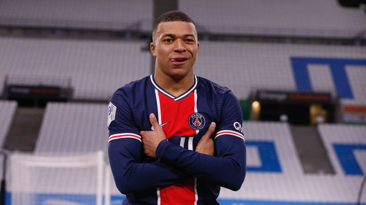 Flamengo vacila e Palmeiras pode contratar jogador que se equipara a Mbappé 1 Flamengo vacila e Palmeiras pode contratar jogador que se equipara a Mbappé