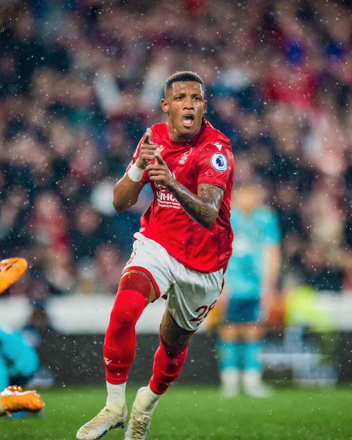 danilo-ex-palmeiras-nottinhham-forest