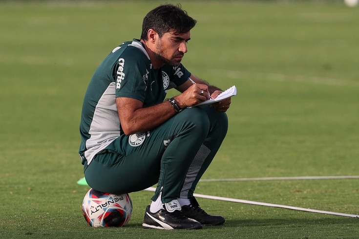 Qual a provável escalação do Palmeiras contra o Barcelona?