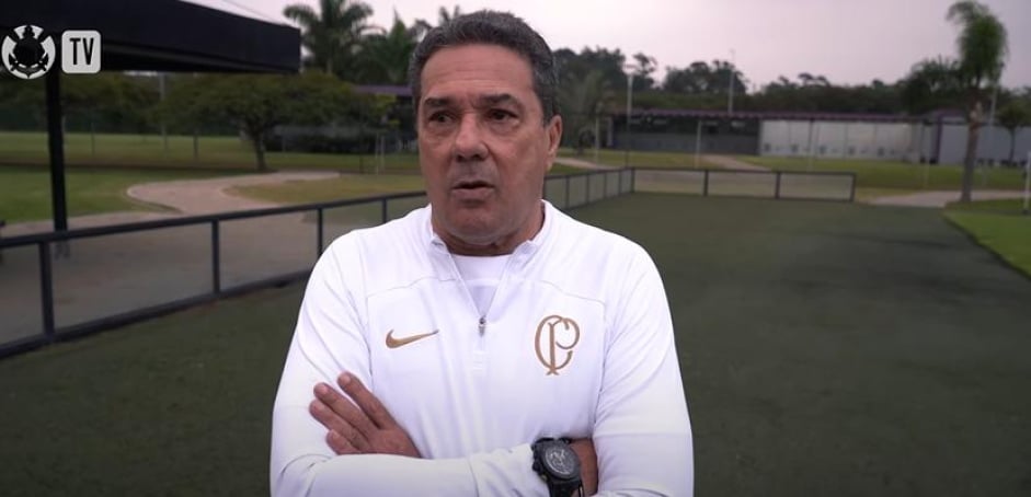 Luxemburgo citou o Palmeiras.