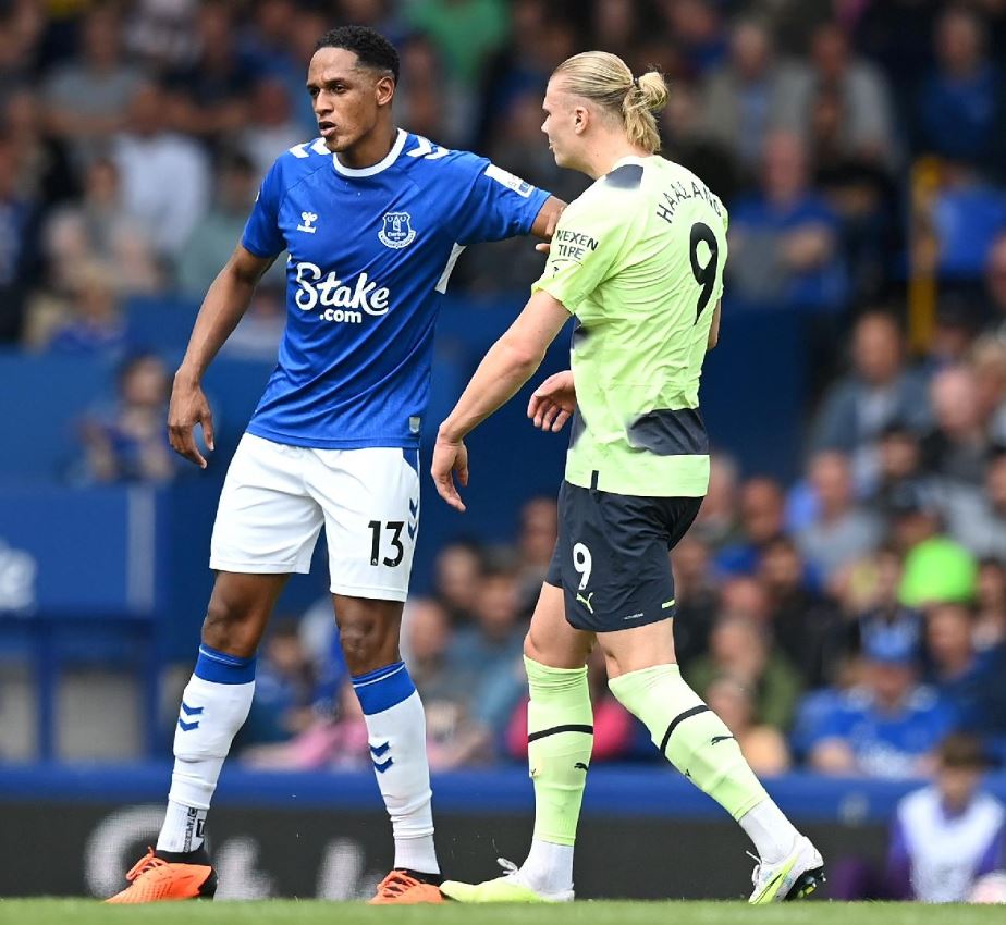 Fechou: Yerry Mina ASSINA com time da Série A 3 Fechou: Yerry Mina ASSINA com time da Série A