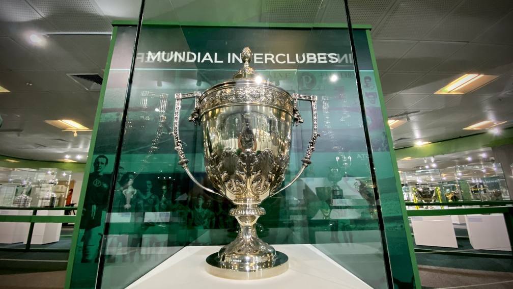 Palmeiras: taça do Mundial de 51.