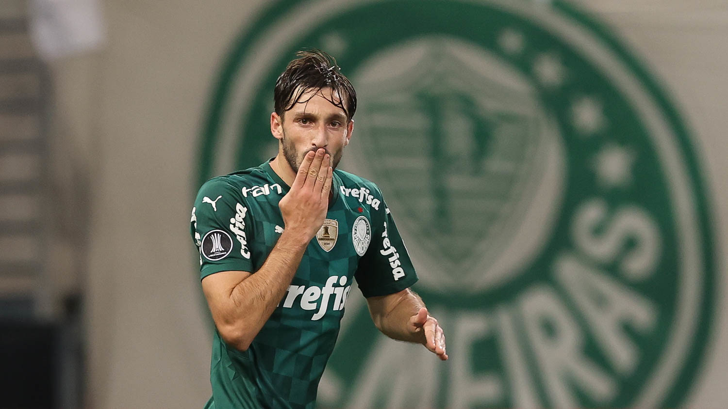Matías Viña DIZ SIM para retorno ao Palmeiras 1 Matías Viña DIZ SIM para retorno ao Palmeiras