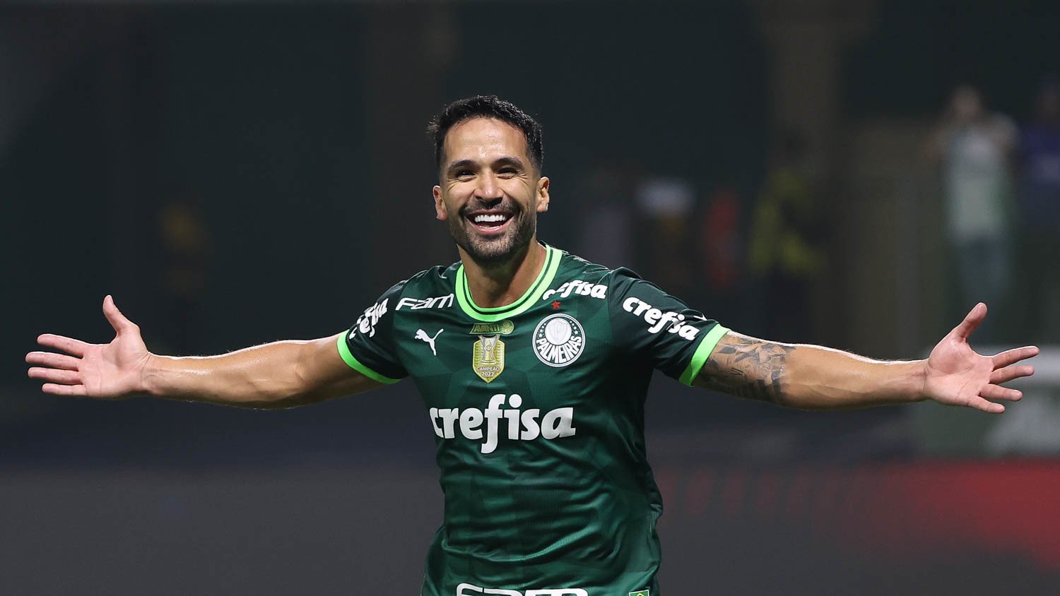 Luan apontou melhor zagueiro e atacante do Brasil.
