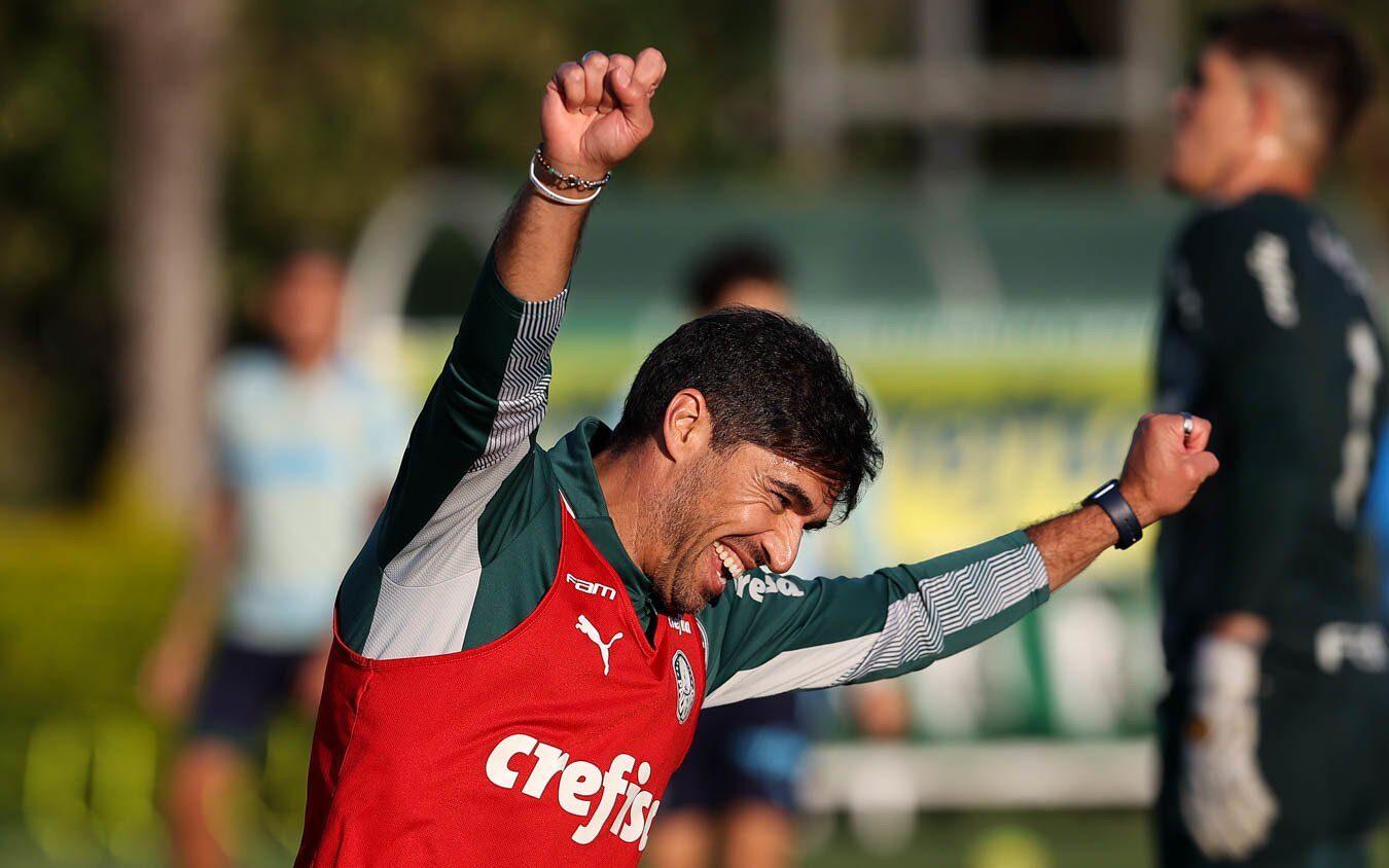 Apontado como substituto de Abel Ferreira, técnico entra na mira do Atlético-MG 6 Apontado como substituto de Abel Ferreira, técnico entra na mira do Atlético-MG