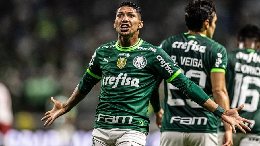 Rony pode pegar o avião para deixar o Palmeiras rumo a time bilionário 1 Rony pode pegar o avião para deixar o Palmeiras rumo a time bilionário