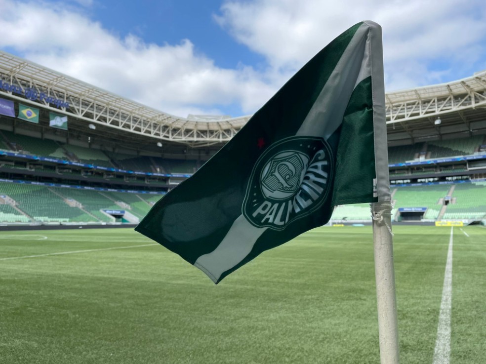 Ex-zagueiro do Palmeiras fica próximo de ser anunciado pelo Juventude