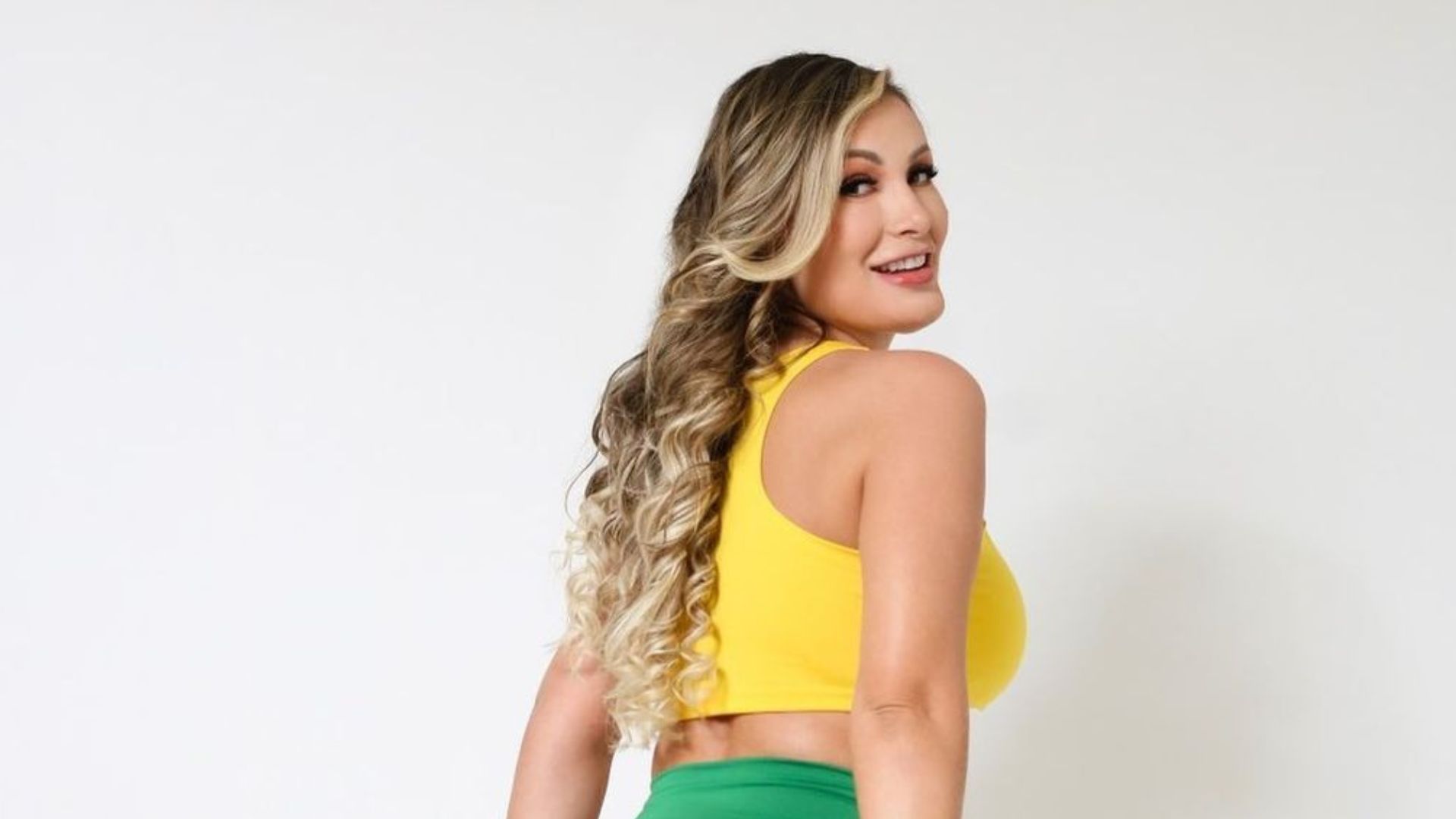 Andressa Urach tira sarro de ídolo do Palmeiras 3 Andressa Urach tira sarro de ídolo do Palmeiras
