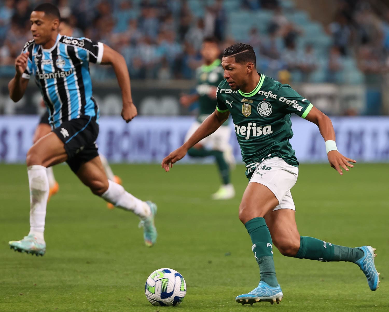 Revelado porque Rony ficou no banco do Palmeiras