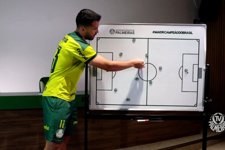 CBF entrega documento e determina que Luan pode ser o novo técnico do Palmeiras 1 CBF entrega documento e determina que Luan pode ser o novo técnico do Palmeiras