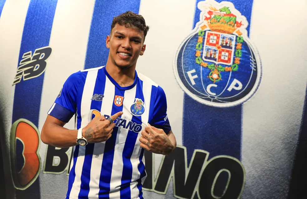 Porto recusou proposta milionária por Gabriel Veron e pode ter se arrependido 2 Porto recusou proposta milionária por Gabriel Veron e pode ter se arrependido