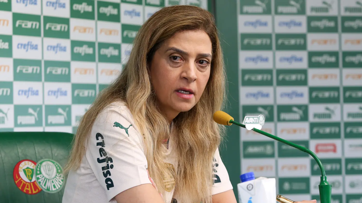A presidente Leila Pereira da SE Palmeiras concede entrevista coletiva na Academia de Futebol em Sao Paulo SP jpg