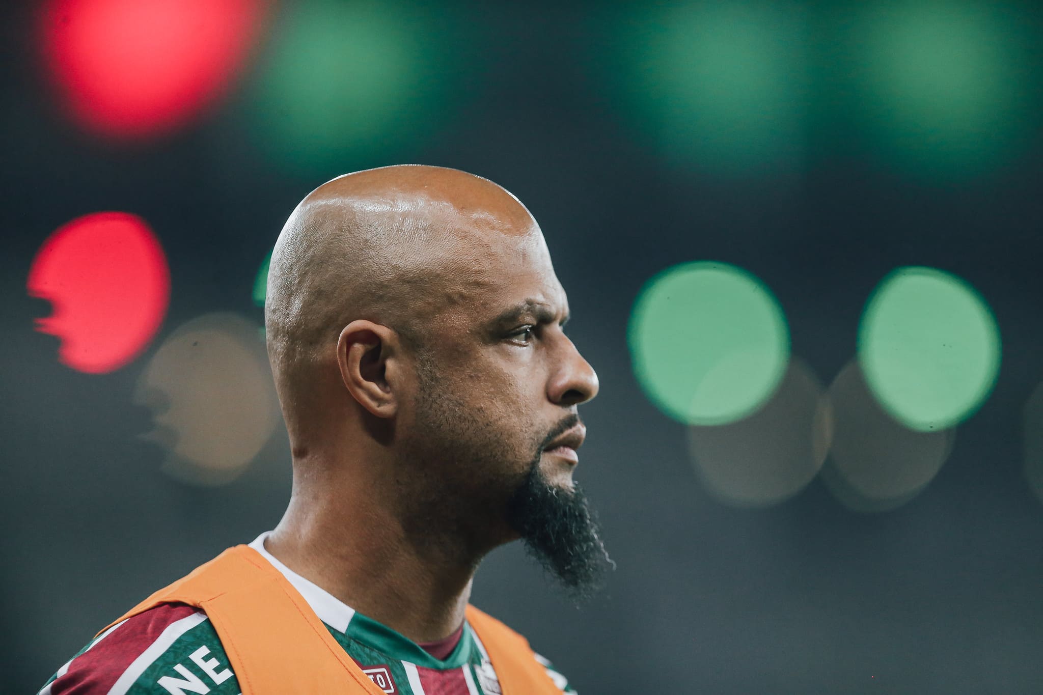 Felipe Melo resolve comprar seu próprio time após ser dispensado do Fluminense