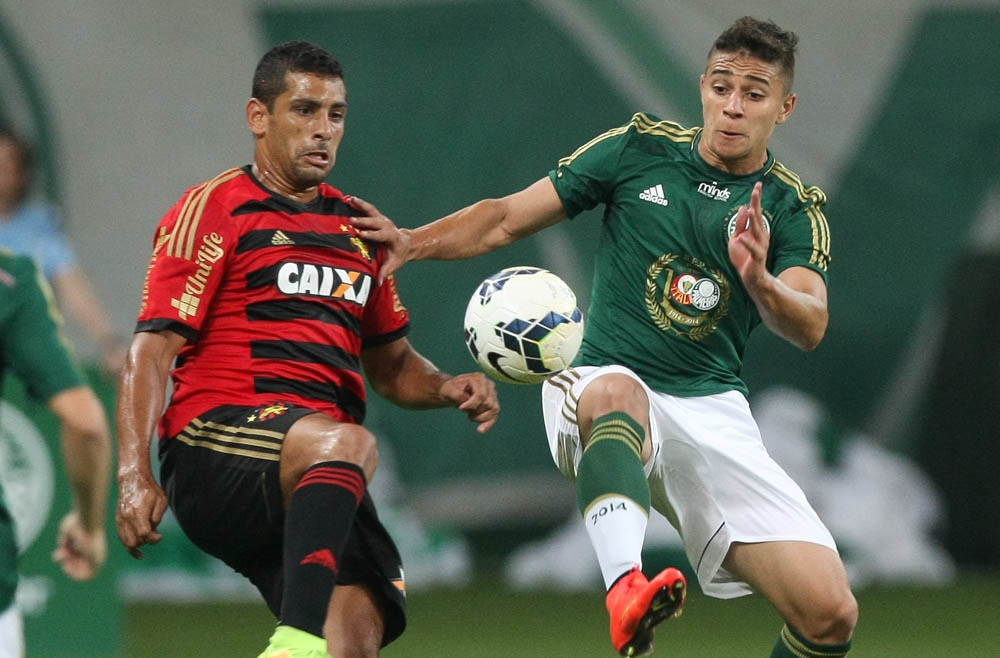 Diego Souza ficou com os olhos brilhando após ganhar fortuna do Palmeiras na Justiça 2 Diego Souza ficou com os olhos brilhando após ganhar fortuna do Palmeiras na Justiça