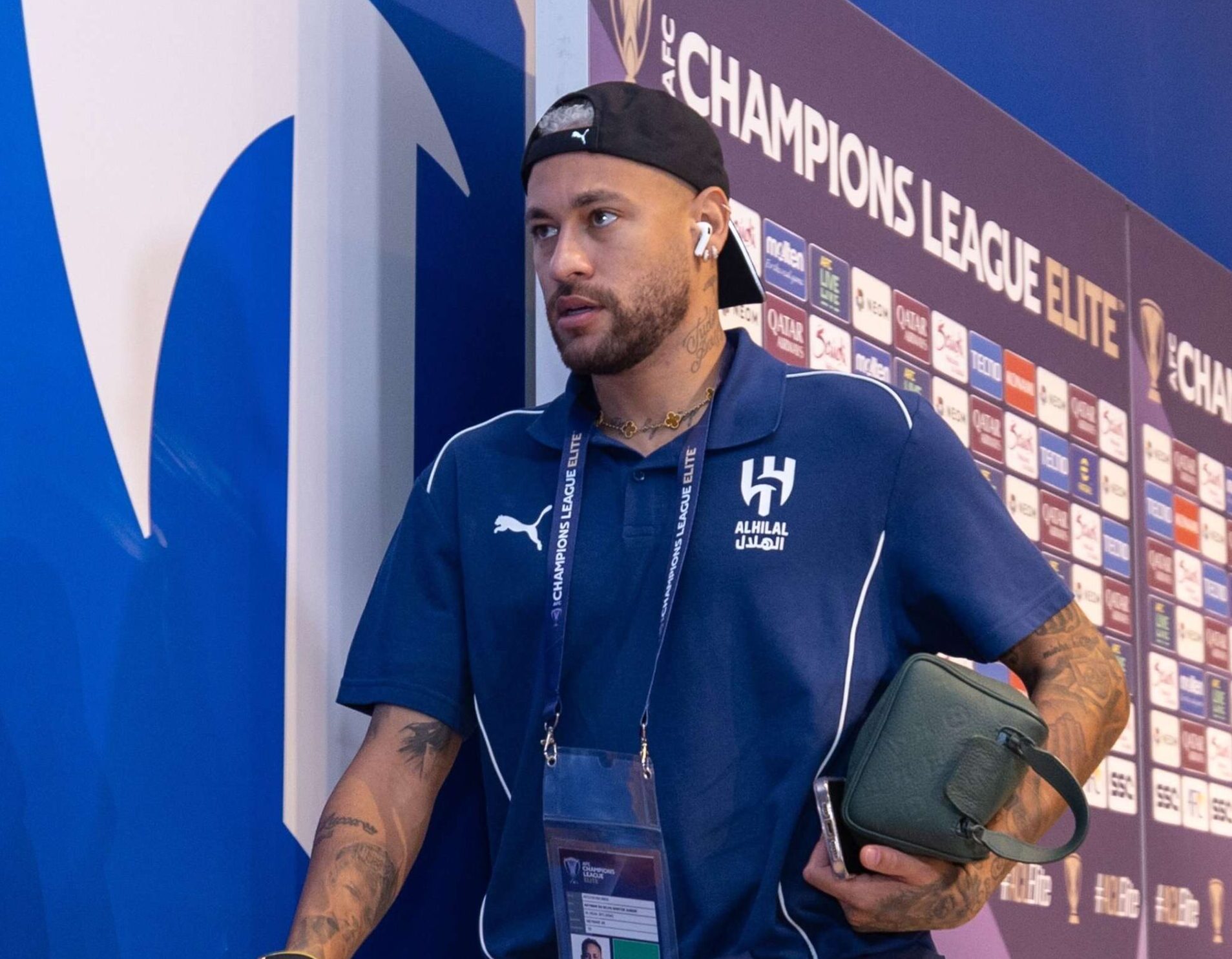 Neymar participa de jogo do Al-Hilal e imagem deixa fãs enlouquecidos 1 Reprodução/Al-Hilal