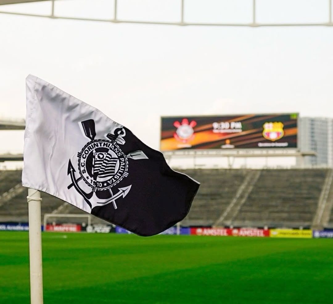 Banido do mercado de transferência, Corinthians faz proposta por jogador do futebol ucraniano