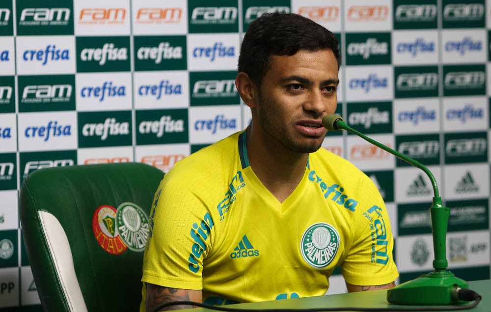 Cleiton Xavier surpreende e assina contrato para jogar no Tricolor 7 Cleiton Xavier surpreende e assina contrato para jogar no Tricolor