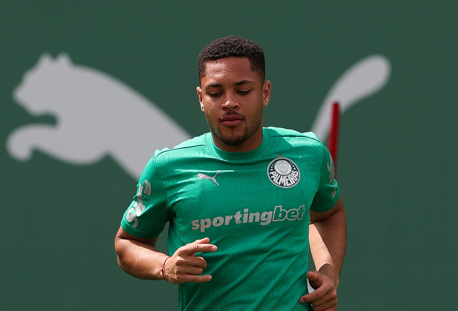 Vitor Roque