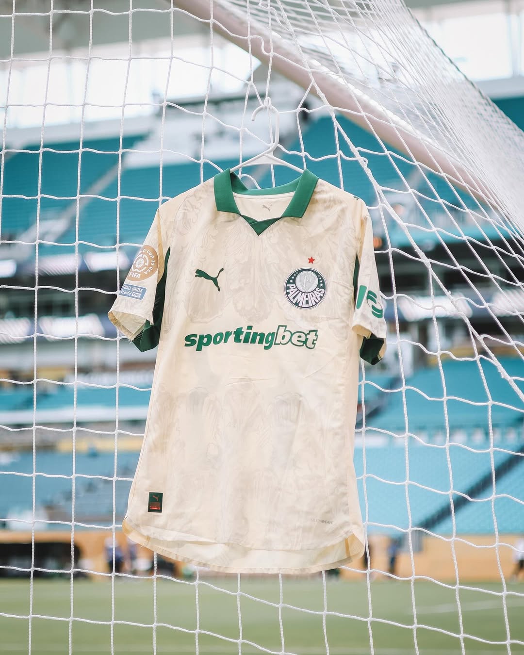 Meia formado pelo Palmeiras está sendo vendido e Verdão vai ficar com 50% do valor