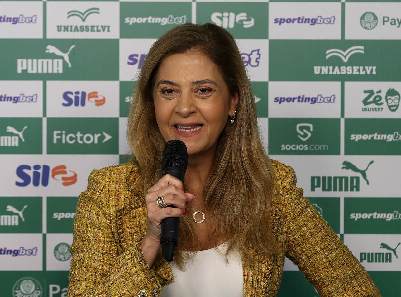 Leila Pereira