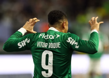 Vitor Roque
