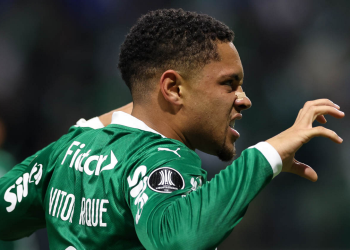 Vitor Roque