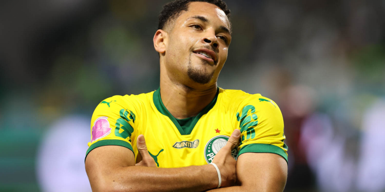 Dirigente do Palmeiras se manifesta sobre a saída de Vitor Roque para a Europa 1 Vitor Roque