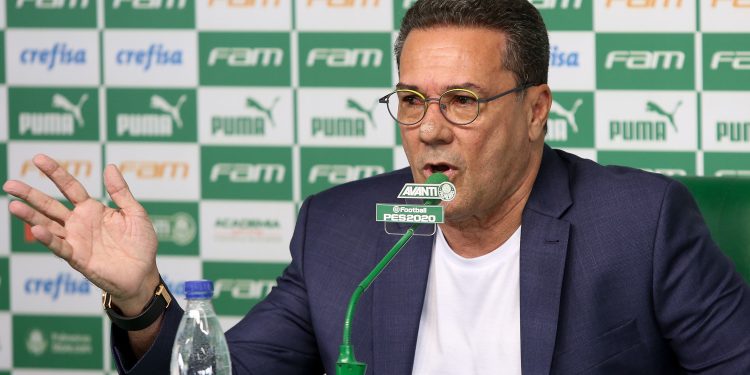 Vanderlei Luxemburgo