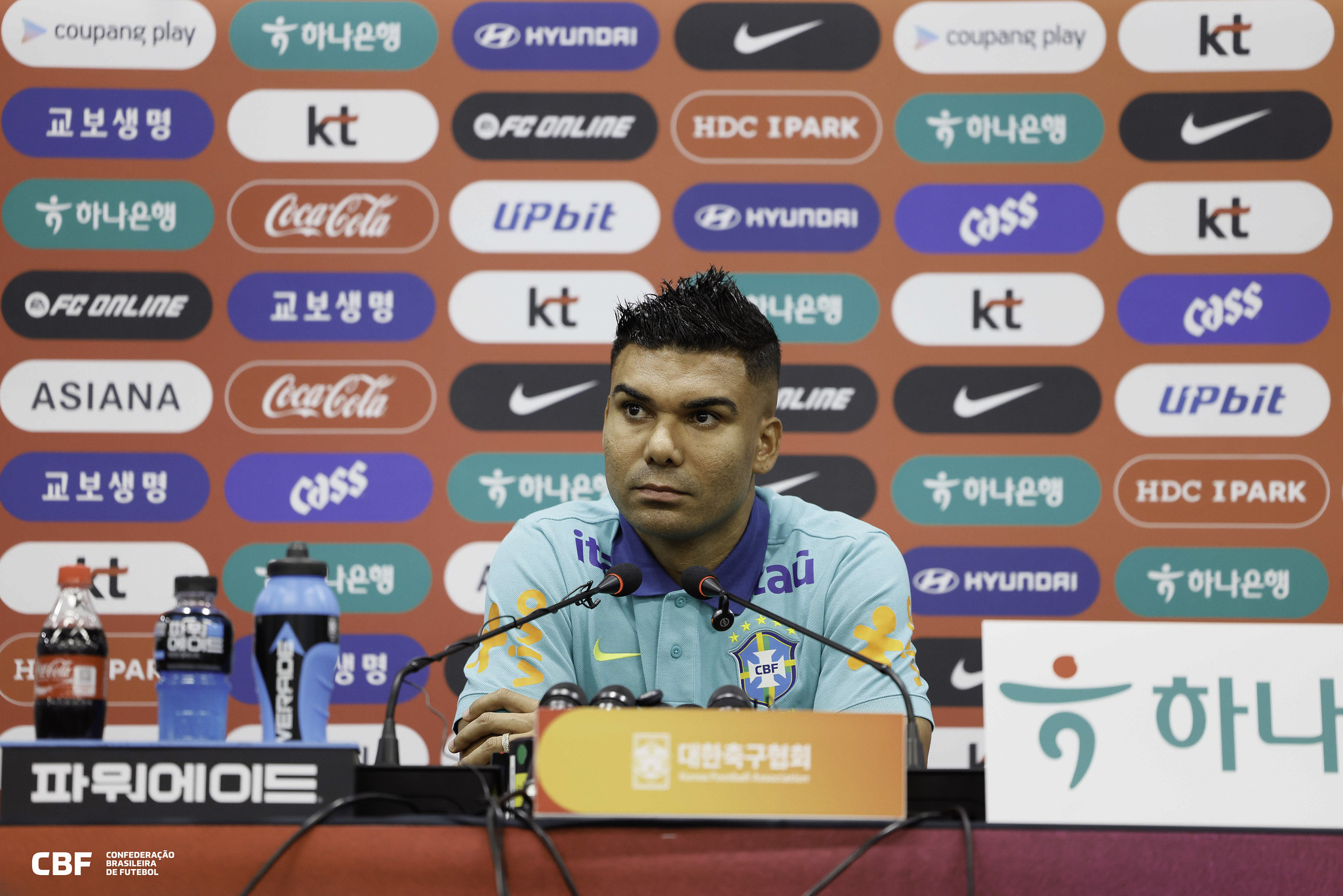 Casemiro desembarcou do avião pra apresentação histórica no Allianz Parque 10 Casemiro desembarcou do avião pra apresentação histórica no Allianz Parque