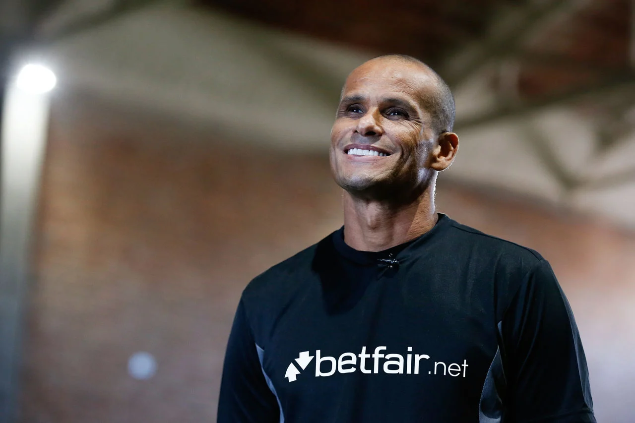 Rivaldo manda recado pro Palmeiras antes do jogo com a LDU
