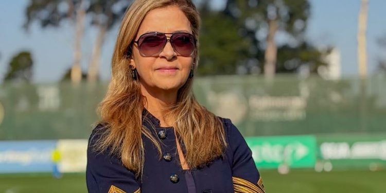 Palmeiras decide fechar mais uma compra para ganhar mais de R$ 20 milhões 1 Leila Pereira