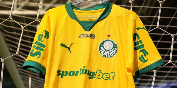 Palmeiras não perdeu tempo e tem seu próprio "Robocop" 1 Palmeiras