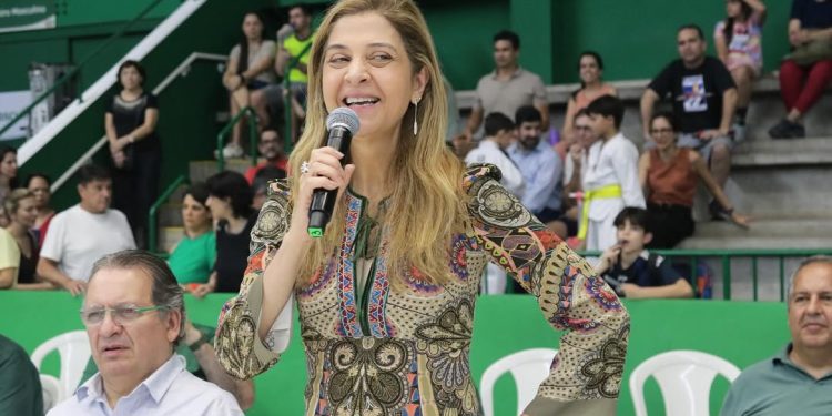 Palmeiras comemora grande vitória sobre o Flamengo 1 Leila Pereira