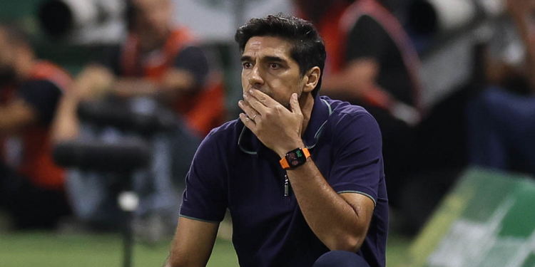 Segunda-feira mal começou e Palmeiras já tem notícia horrorosa 1 Abel Ferreira
