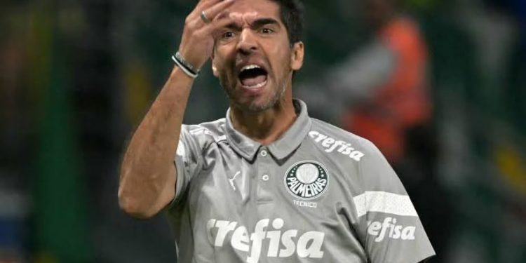 Bateu de frente com Abel Ferreira e Palmeiras acertou saída 1 Créditos: Cesar Greco / Palmeiras