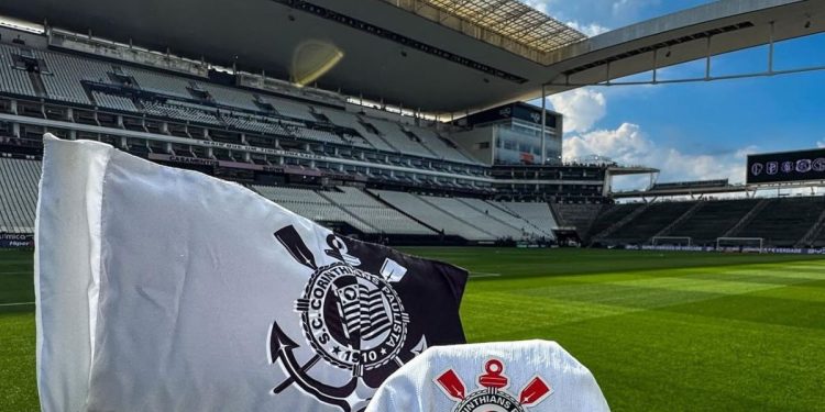 Cafu vai receber R$ 1,1 milhão do Corinthians após calote 1 Créditos: Reprodução / Instagram / Corinthians